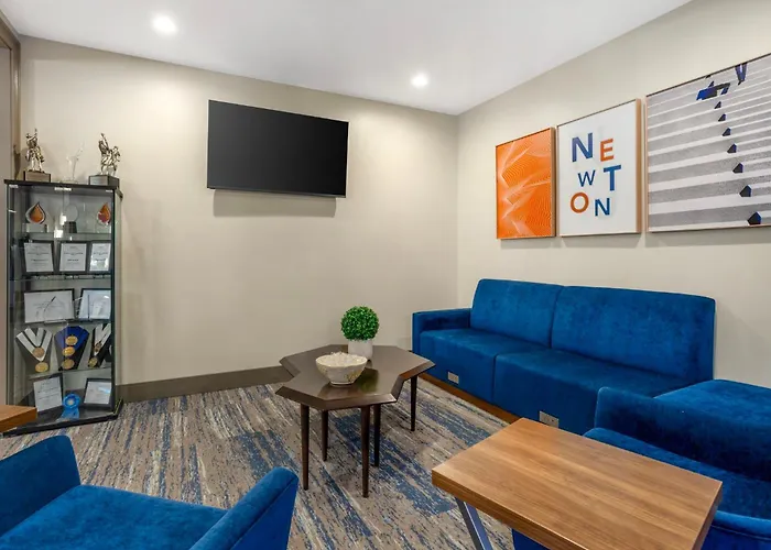 Holiday Inn Express Hotel & Suites Newton Sparta By Ihg